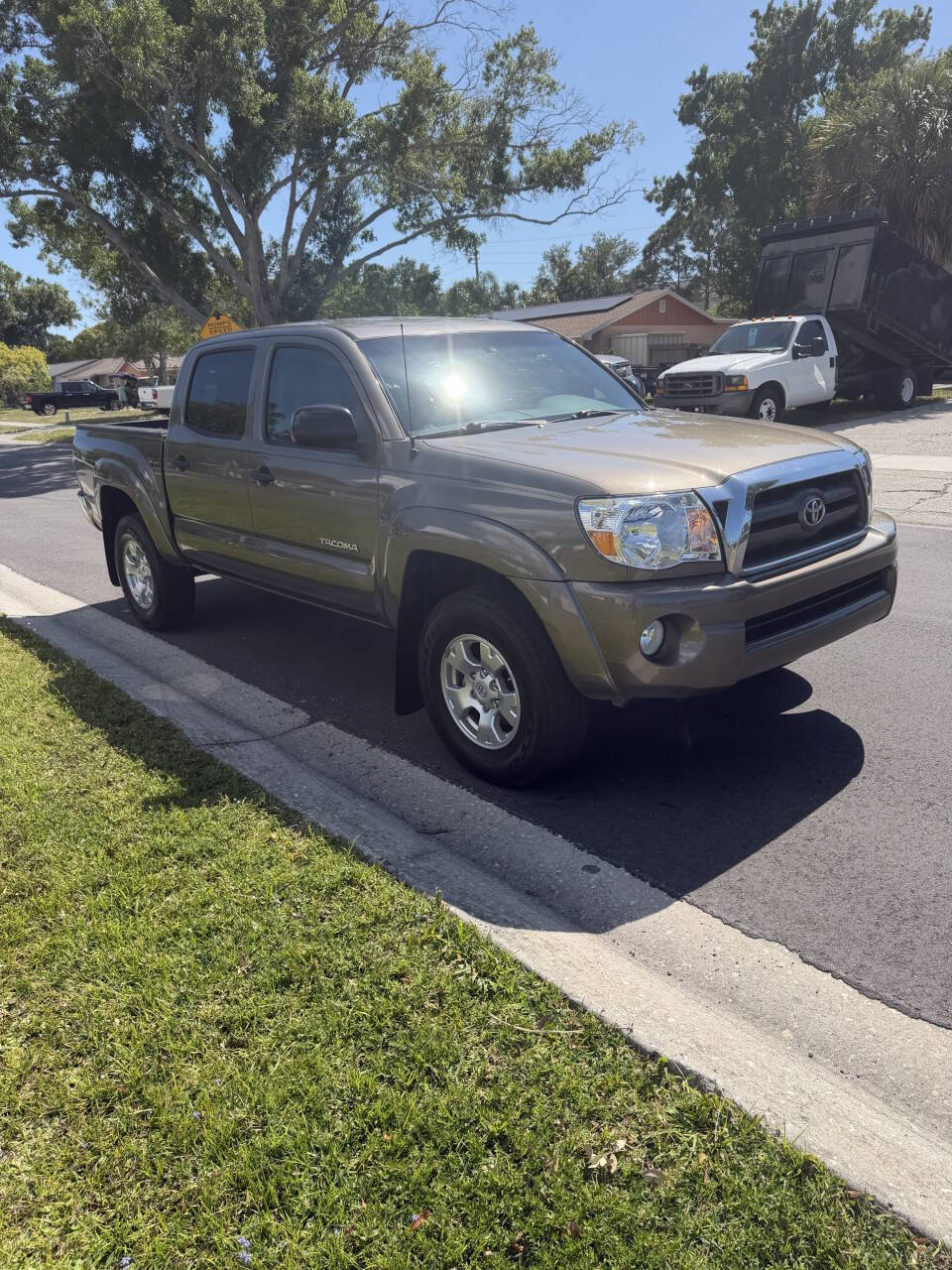 Used 2010 Toyota Tacoma PreRunner RWD image 4