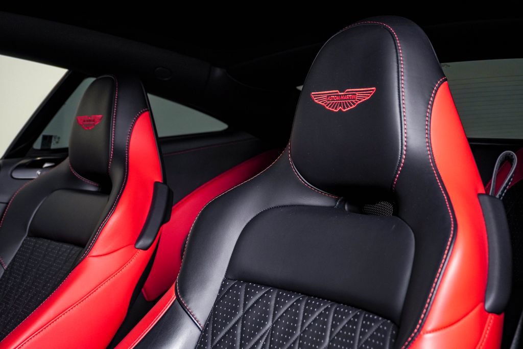 Used 2024 Aston Martin DB12 Coupe RWD image 21