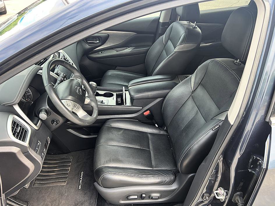 Used 2017 Nissan Murano Platinum w/ Platinum Technology Package FWD image 13