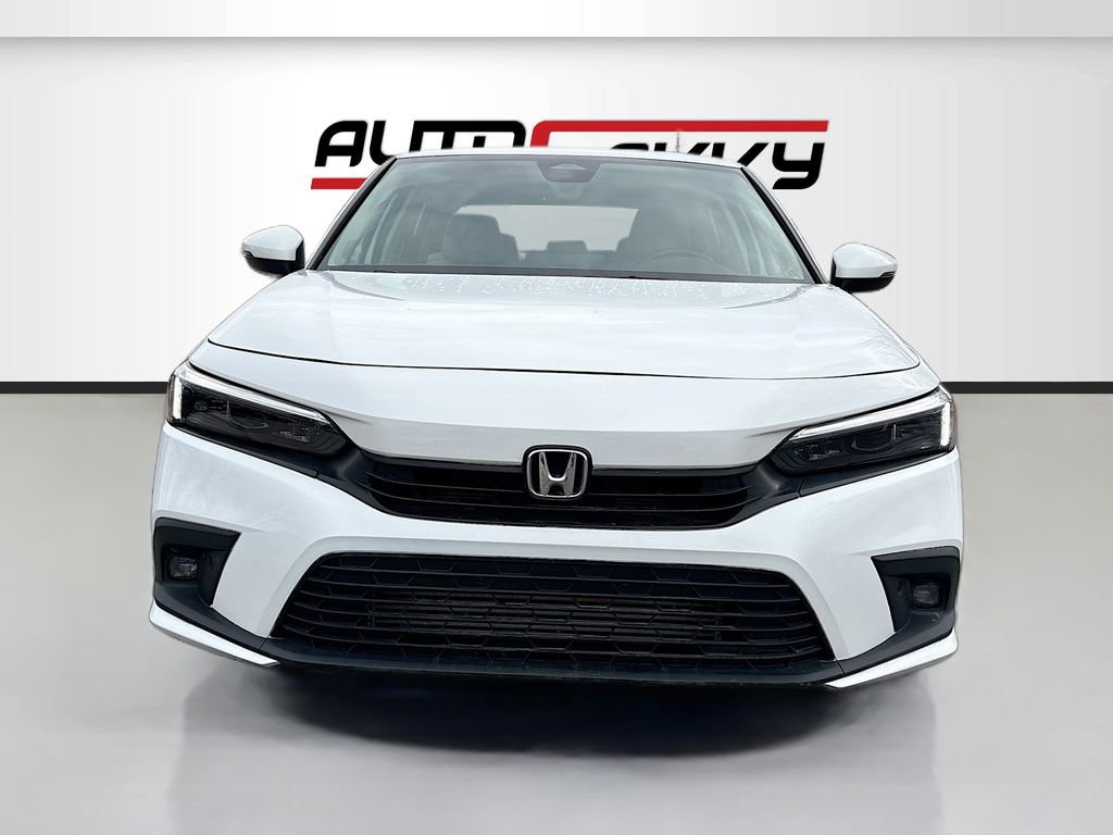 Used 2024 Honda Civic Touring image 2