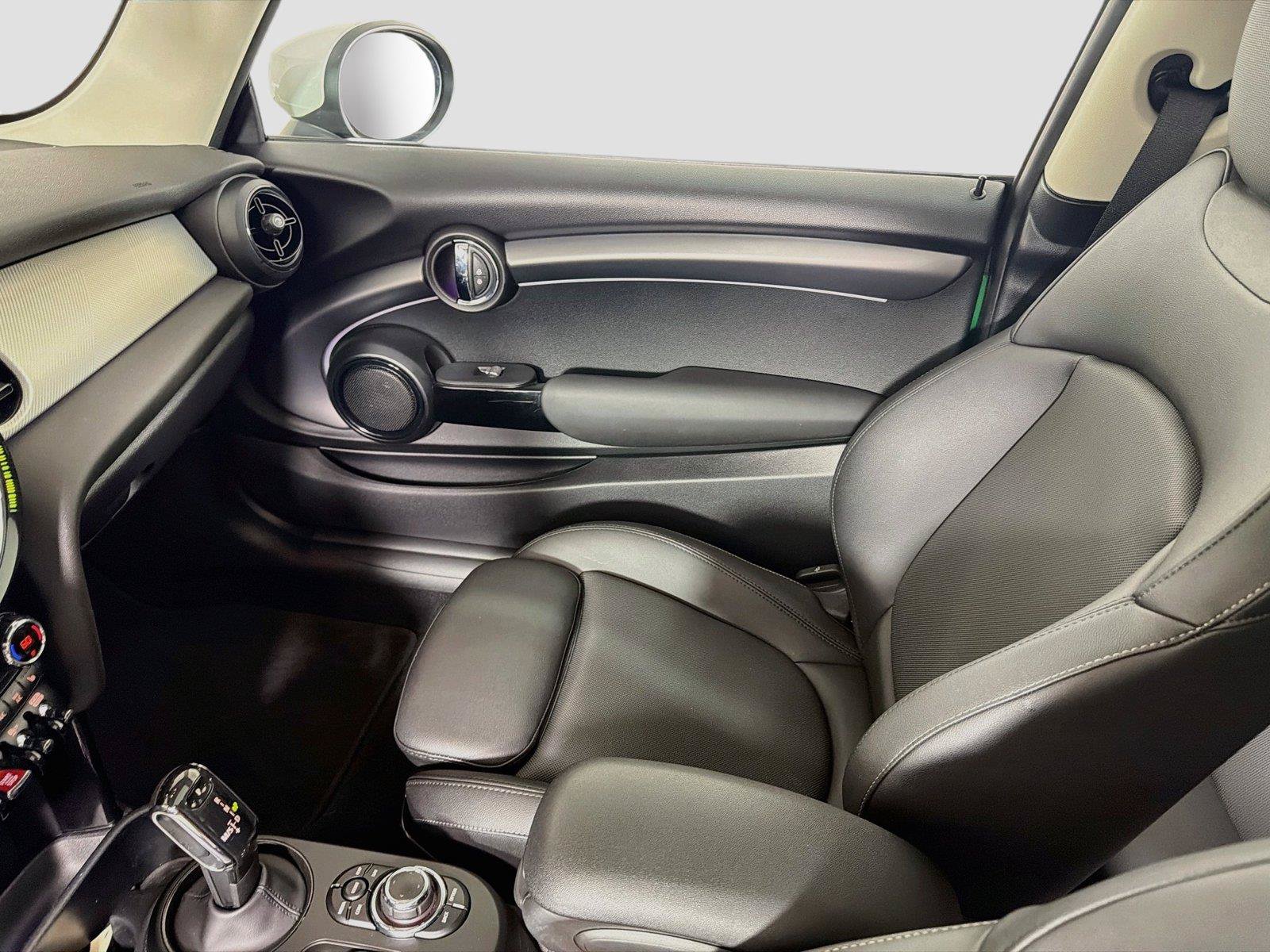 Used 2024 MINI Cooper S FWD image 23