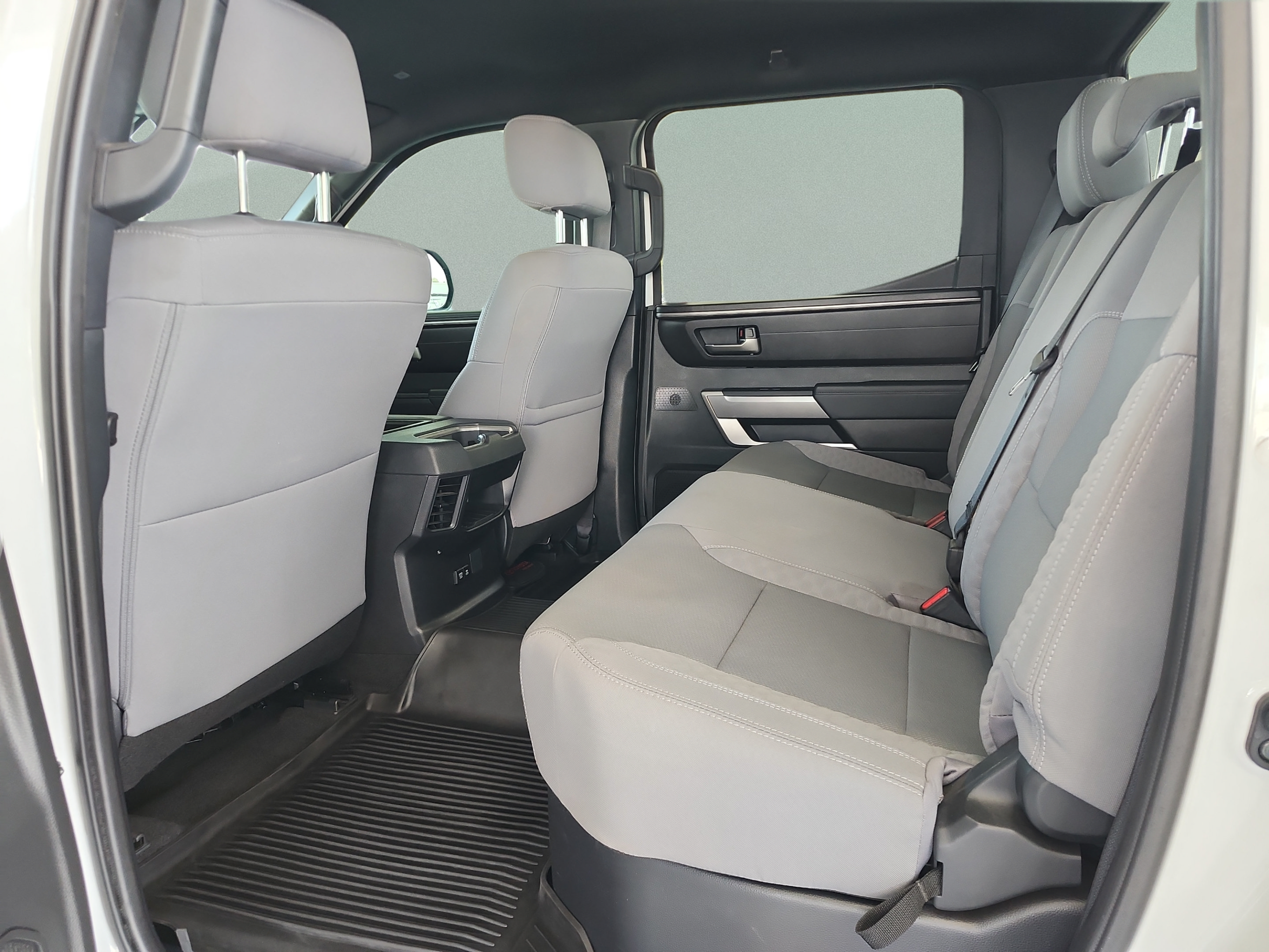 Used 2025 Toyota Tundra SR5 AWD/4WD image 17