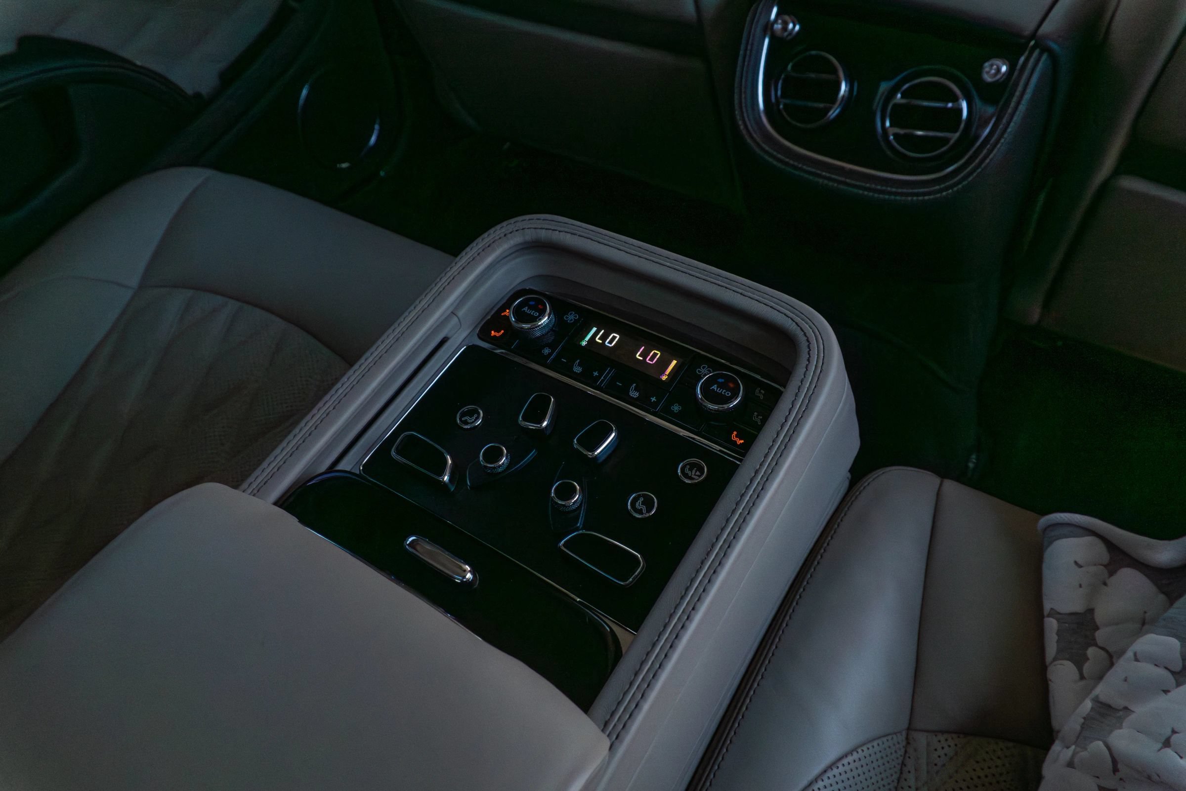 Used 2020 Bentley Mulsanne RWD image 66