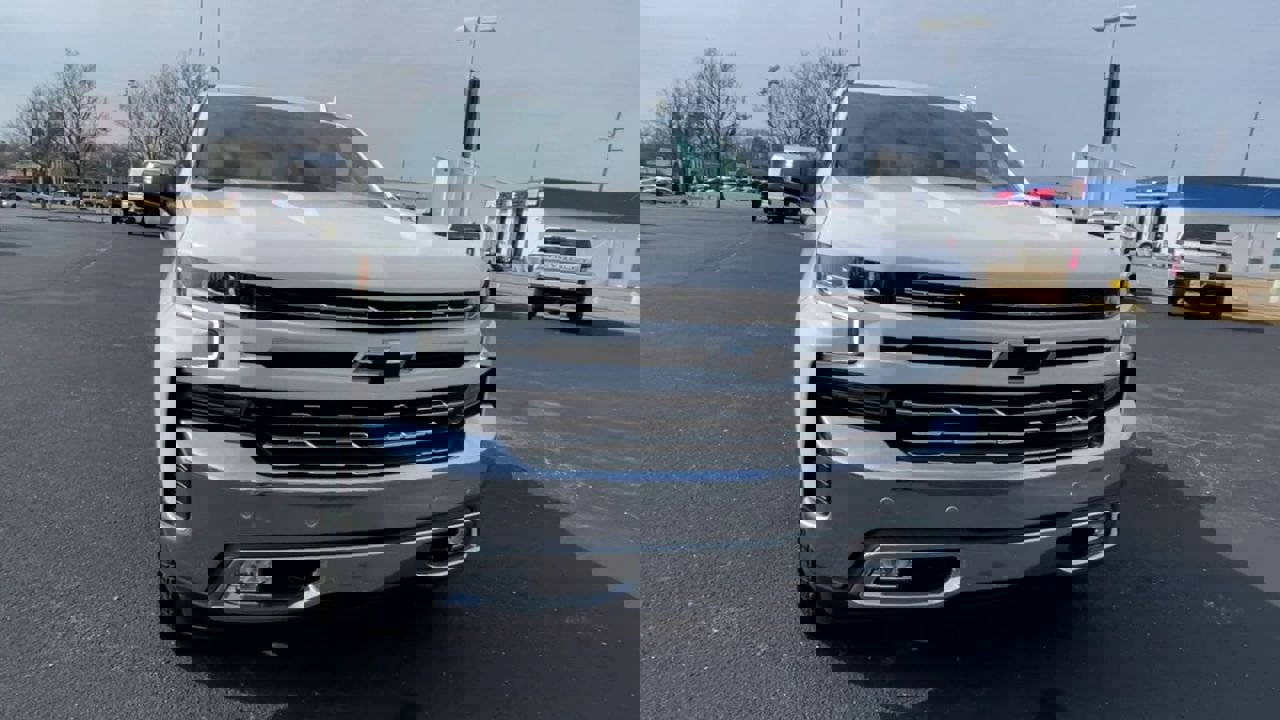 Used 2021 Chevrolet Silverado 1500 LTZ w/ Technology Package image 3