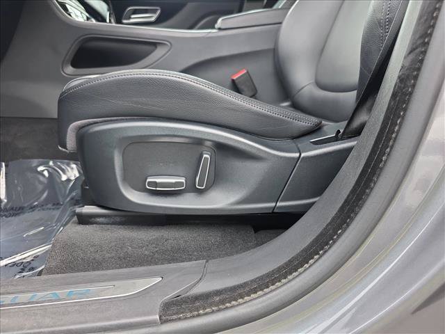 Used 2019 Jaguar F-PACE Premium AWD/4WD image 28