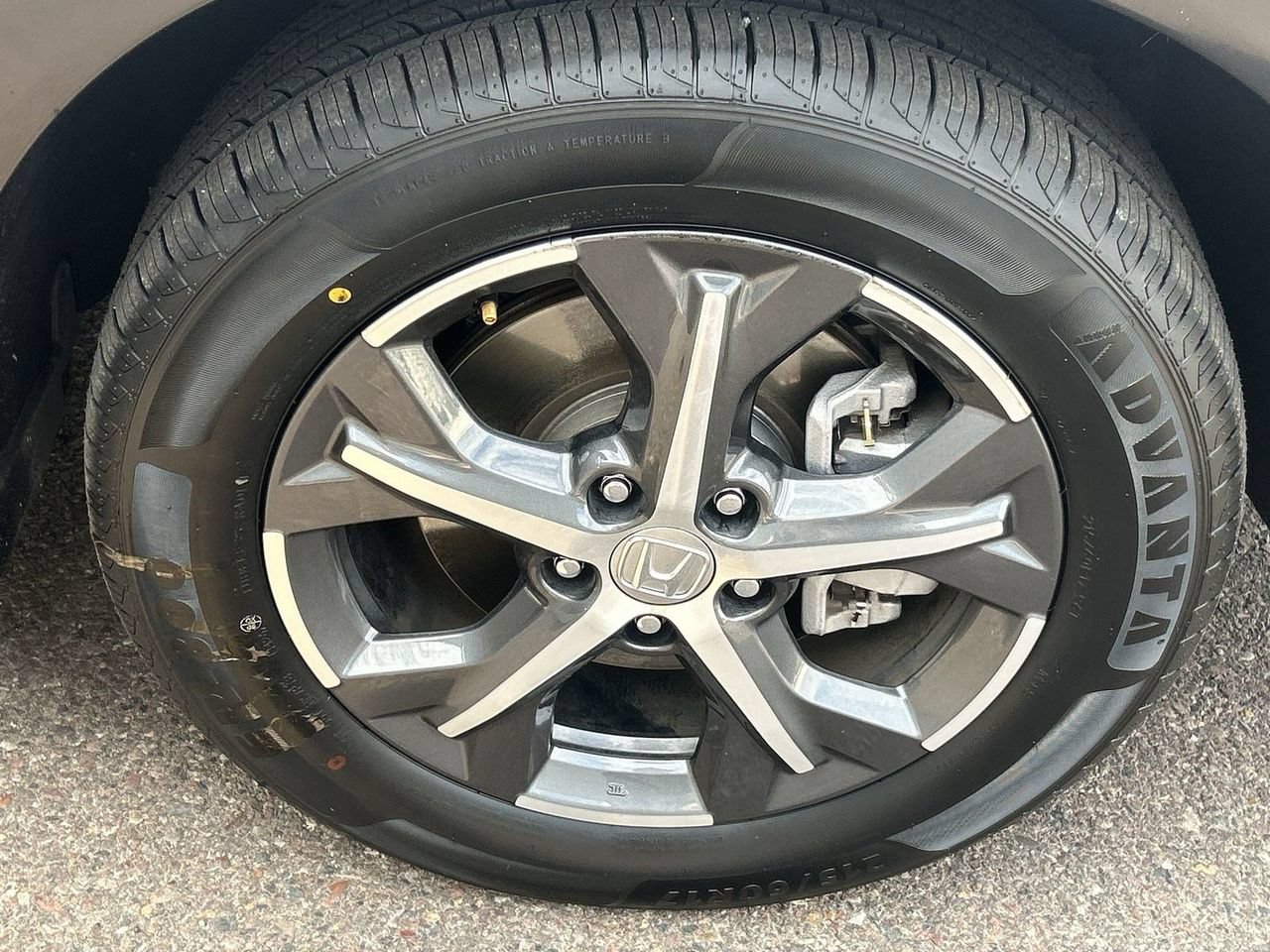 Used 2024 Honda HR-V EX-L image 7