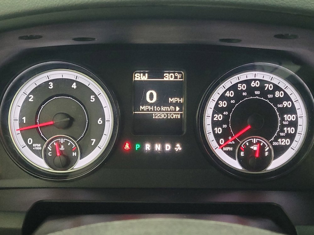 Used 2015 RAM 1500 Express image 23