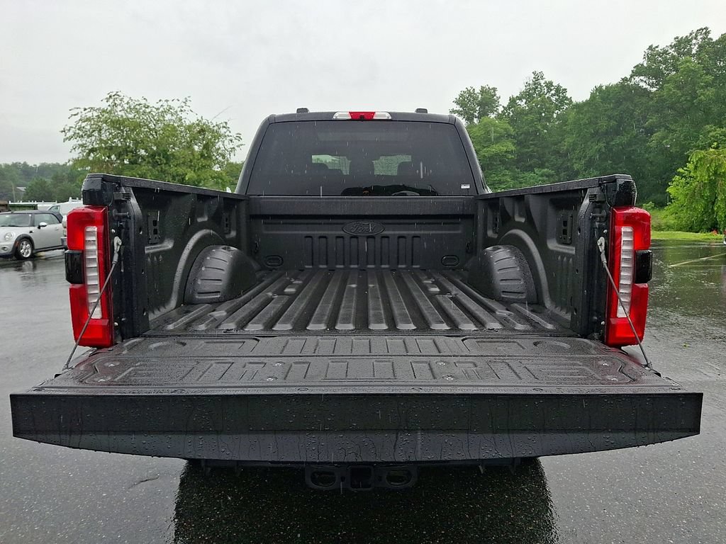 Used 2026 Ford F250 Lariat w/ Black Appearance Package AWD/4WD image 28