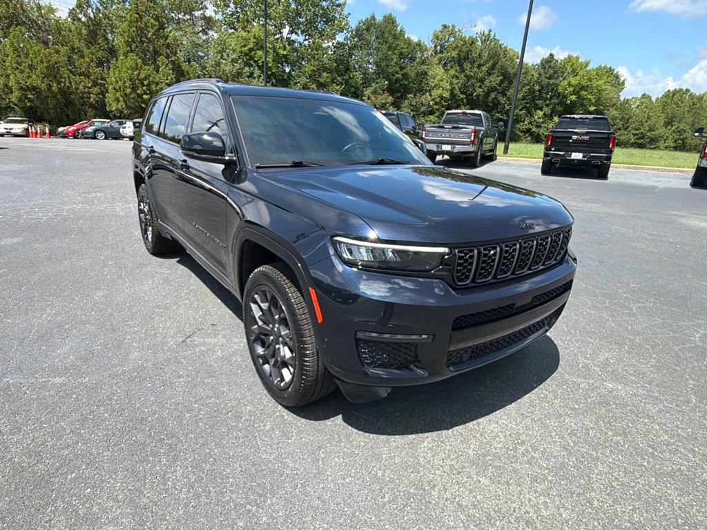 Used 2024 Jeep Grand Cherokee L Summit w/ High Altitude Package AWD/4WD image 38