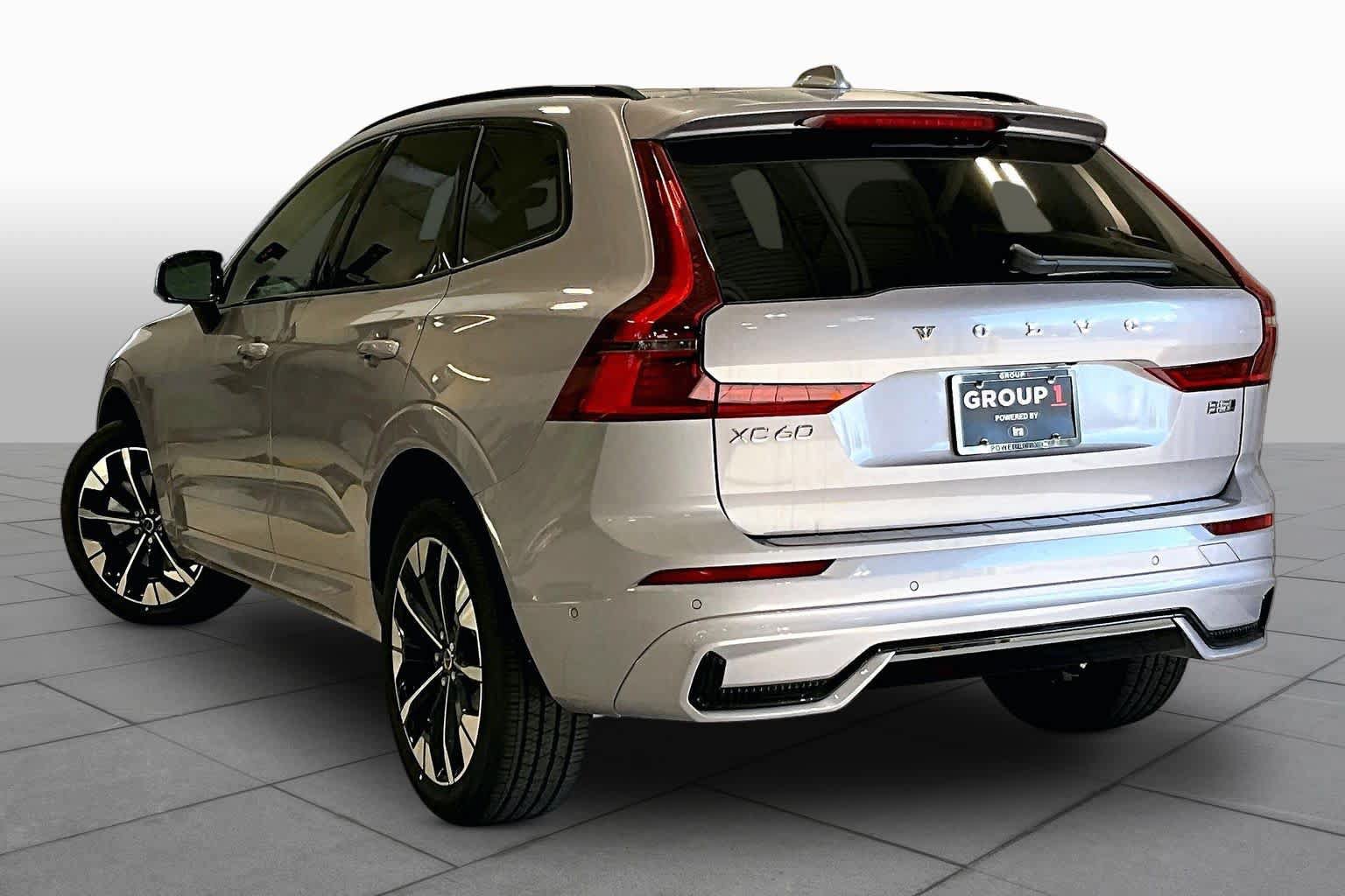New 2026 Volvo XC60 B5 Plus w/ Protection Package Premier AWD/4WD image 3