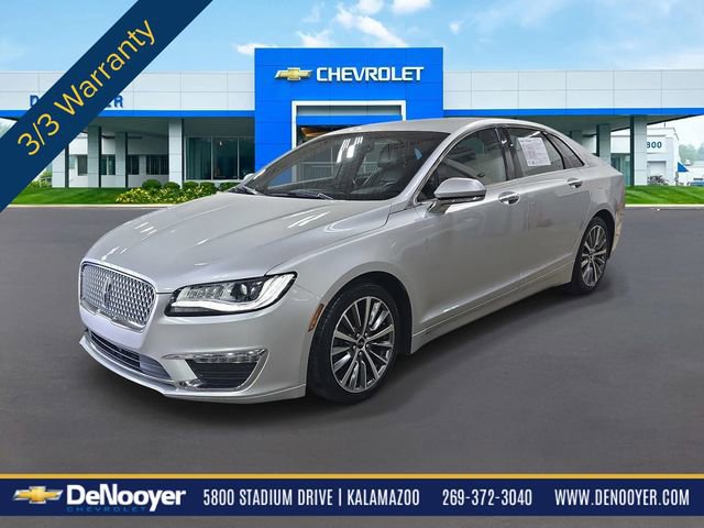 Used 2019 Lincoln MKZ Premiere image 1