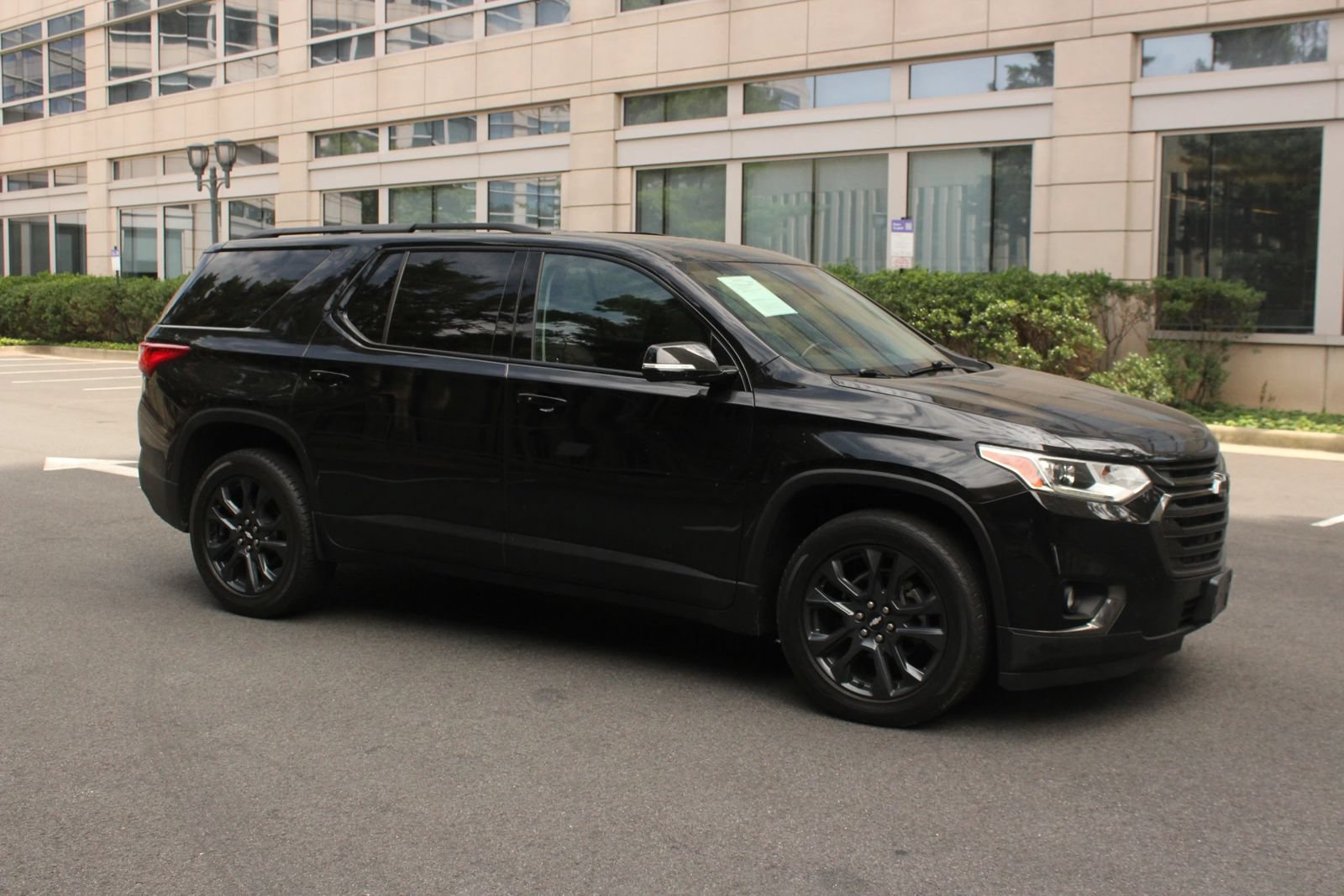 Used 2019 Chevrolet Traverse RS AWD/4WD image 2