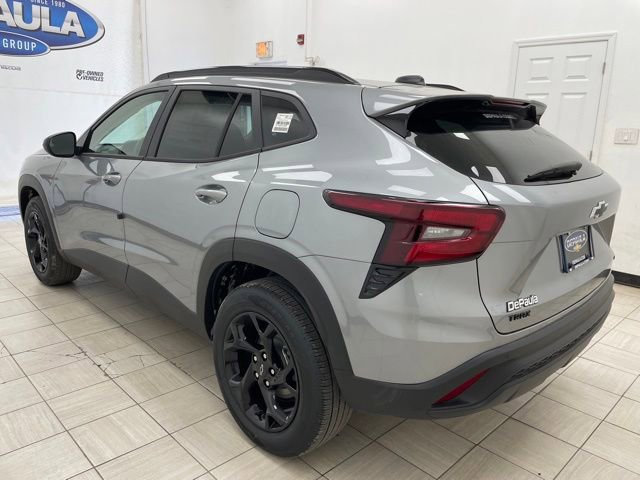New 2026 Chevrolet Trax LT w/ Driver Confidence Package FWD image 17