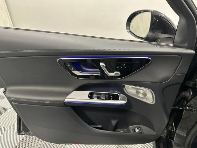 Used 2025 Mercedes-Benz GLC 350e 4MATIC w/ Driver Assistance Package image 14