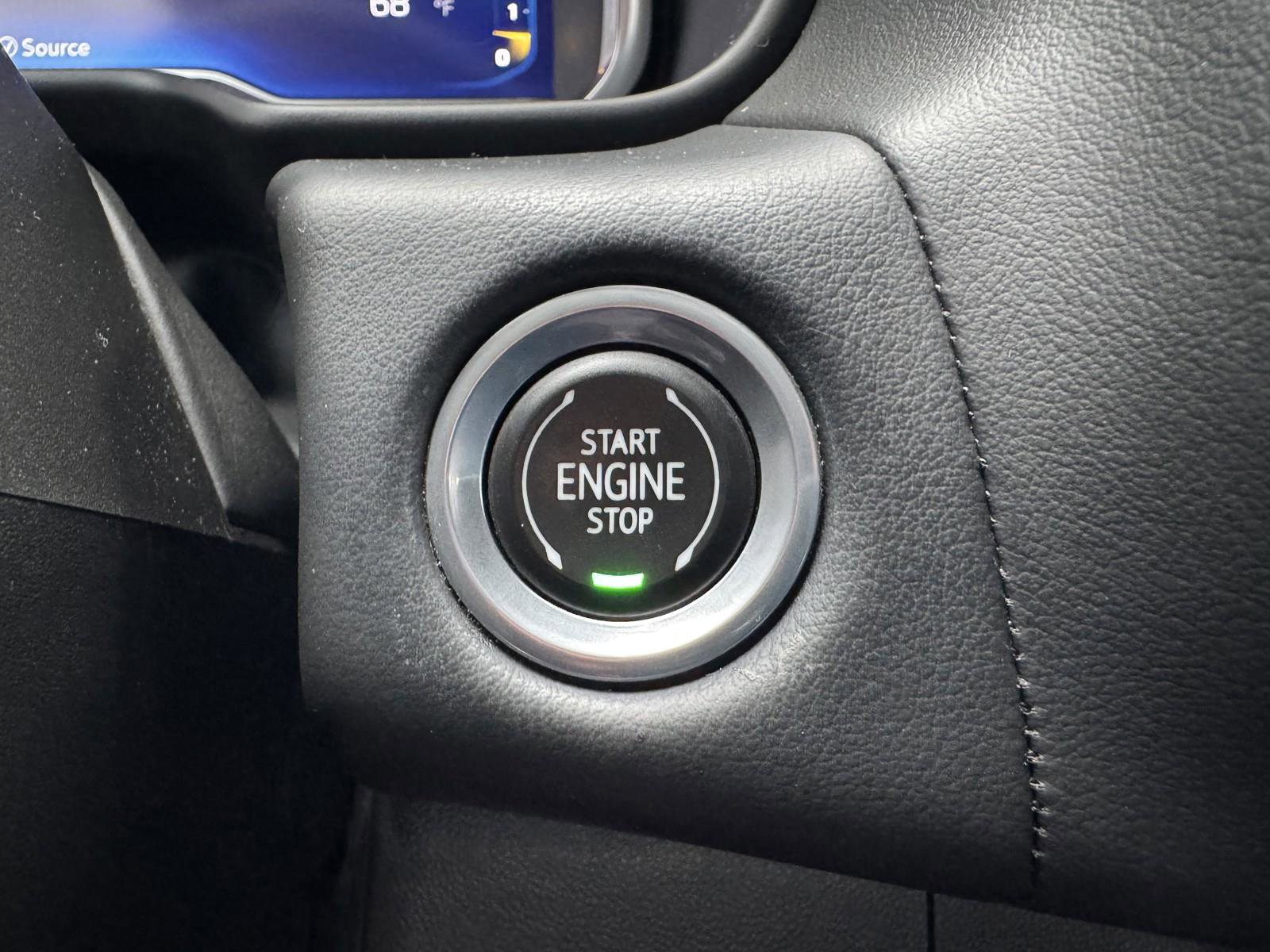 Used 2023 Chevrolet Suburban RST image 18