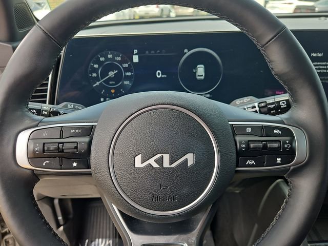 Used 2025 Kia Sportage SX image 15