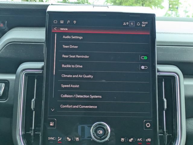 New 2026 GMC Yukon XL Denali w/ LPO, Floor Liner Package RWD image 23