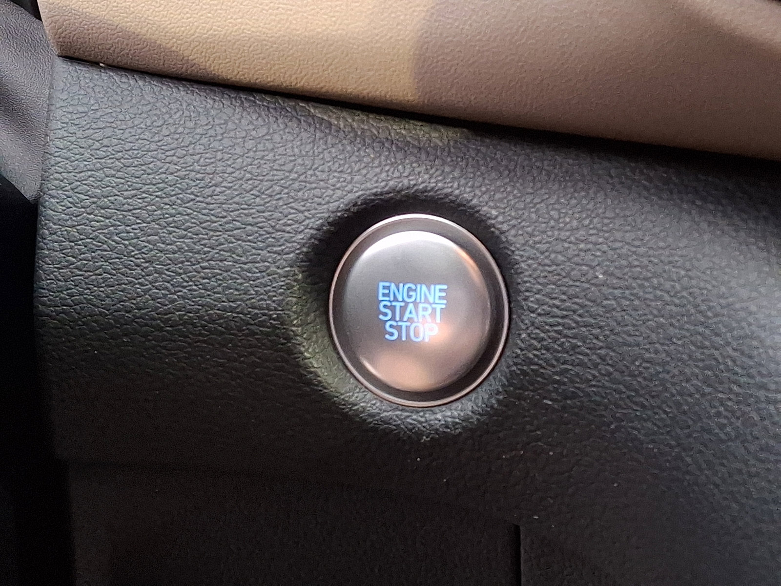 Used 2021 Hyundai Santa Fe SEL w/ Convenience Package AWD/4WD image 25