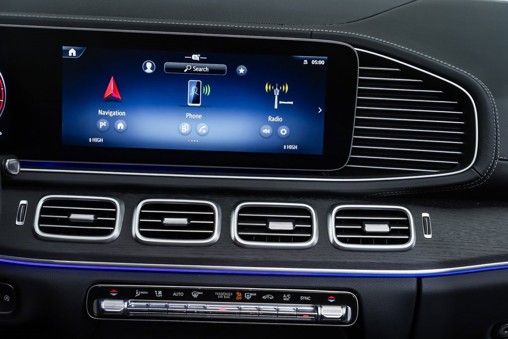 New 2026 Mercedes-Benz GLS 450 4MATIC image 18