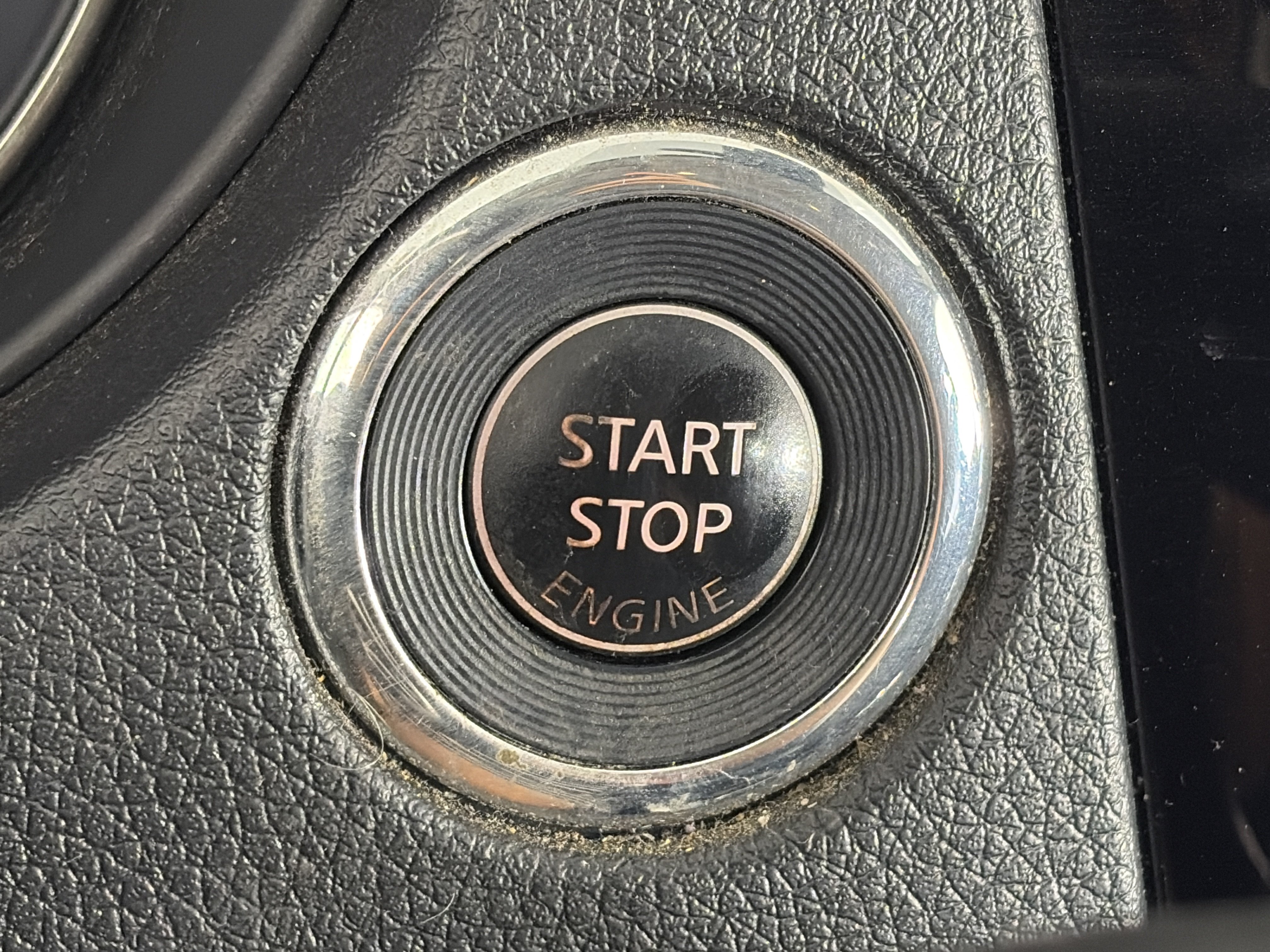 Used 2019 Nissan Rogue Sport SL AWD/4WD image 26