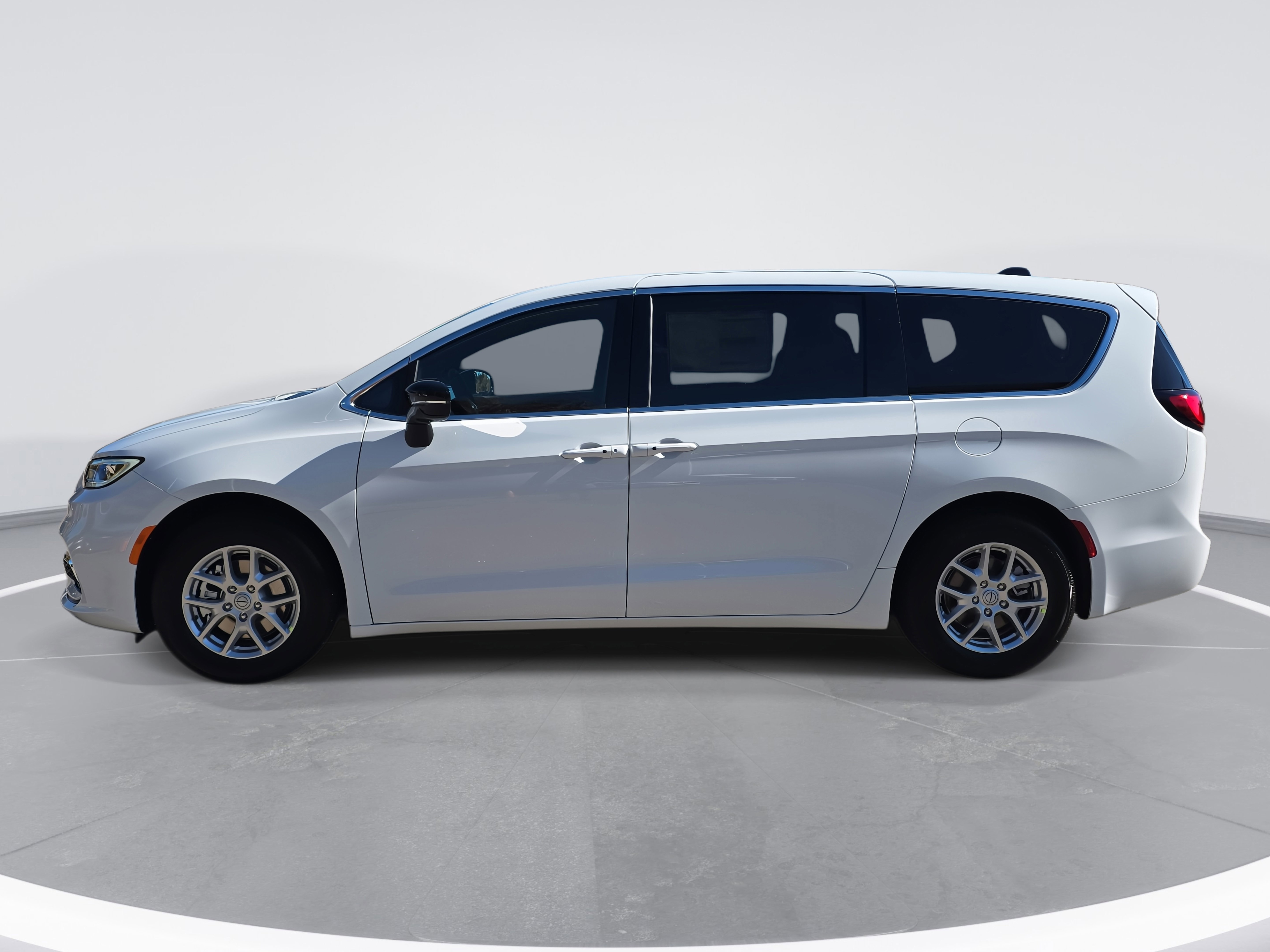 New 2026 Chrysler Pacifica Select image 8