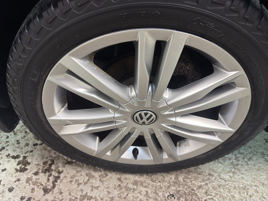 Used 2015 Volkswagen Golf TDI SE FWD image 33