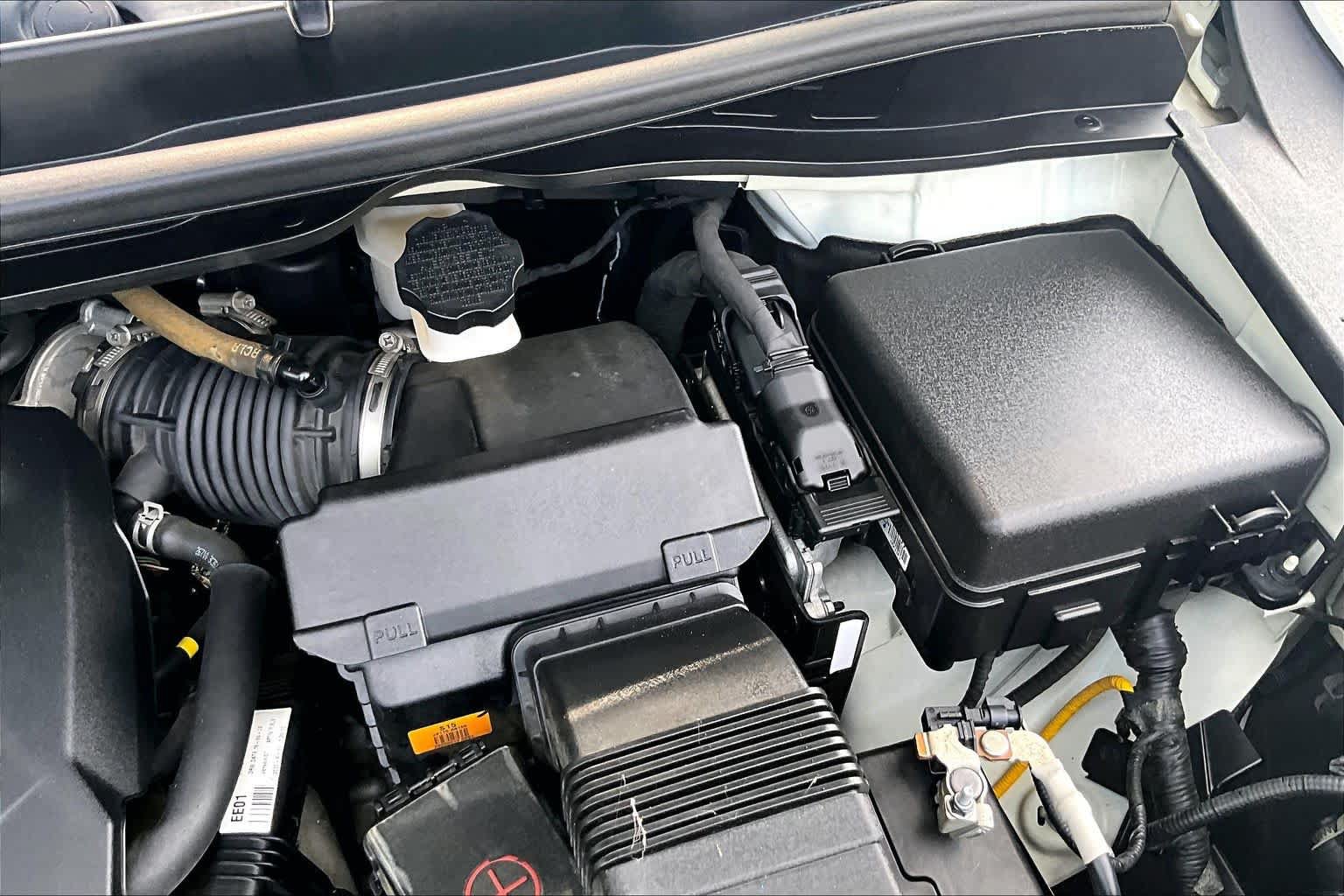 Used 2021 Kia Sedona LX FWD image 32