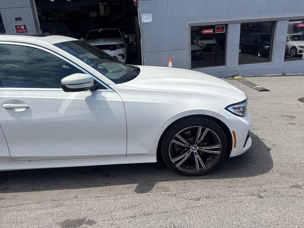 Used 2021 BMW 330e xDrive w/ Driving Assistance Package AWD/4WD image 9