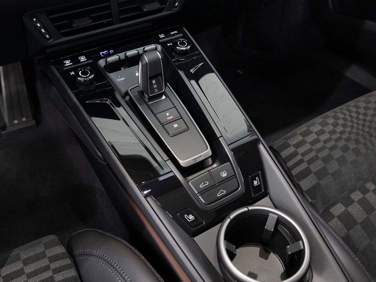 New 2026 Porsche 911 Carrera 4S image 16