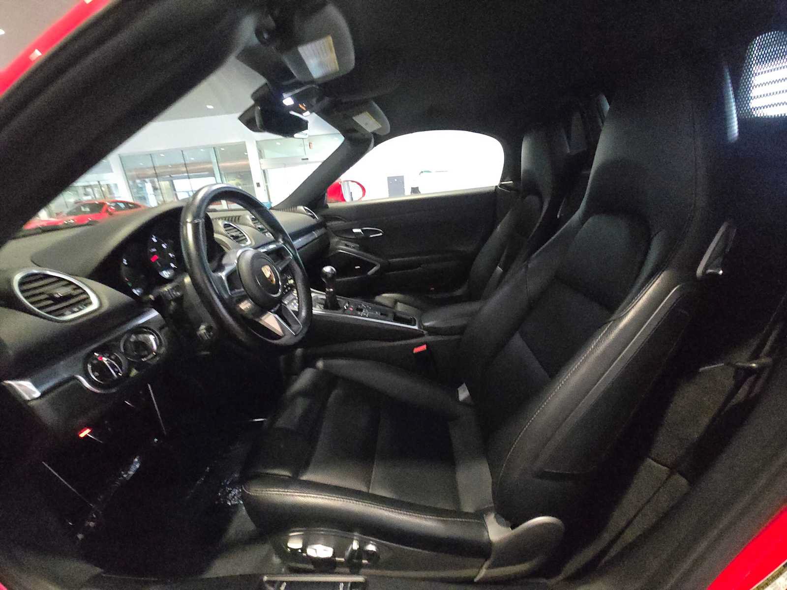 Used 2017 Porsche 718 Boxster RWD image 19
