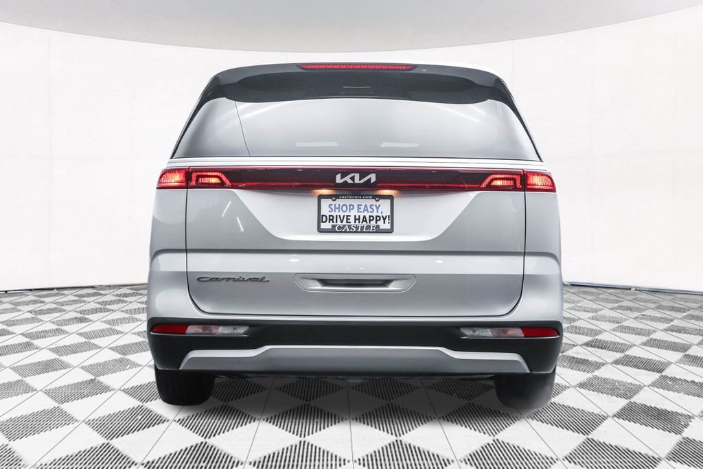 Used 2022 Kia Carnival LX image 35