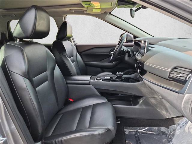 Used 2023 Nissan Rogue SV w/ SV Premium Package AWD/4WD image 22