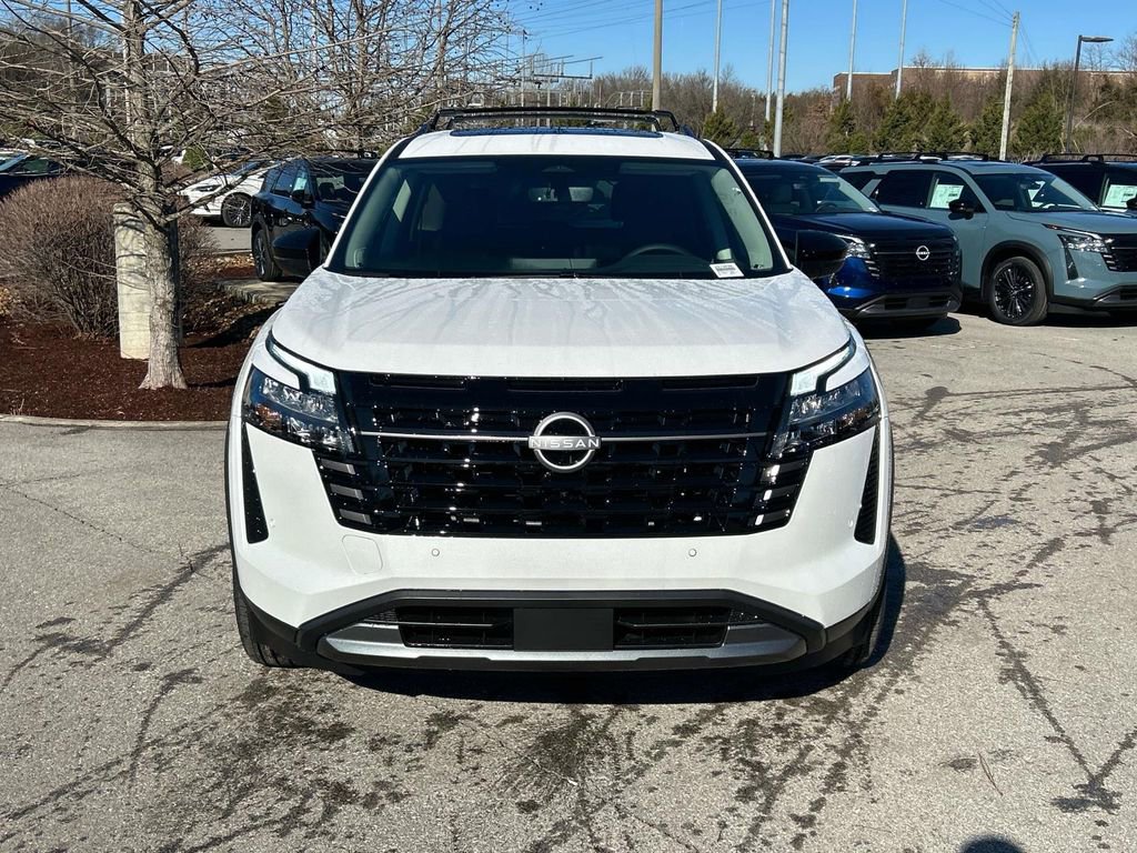 New 2026 Nissan Pathfinder SL w/ SL Premium Package AWD/4WD image 2