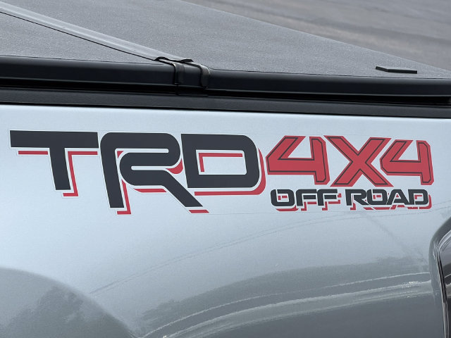 Used 2023 Toyota Tacoma TRD Off-Road w/ TRD Premium Off Road Package AWD/4WD image 2