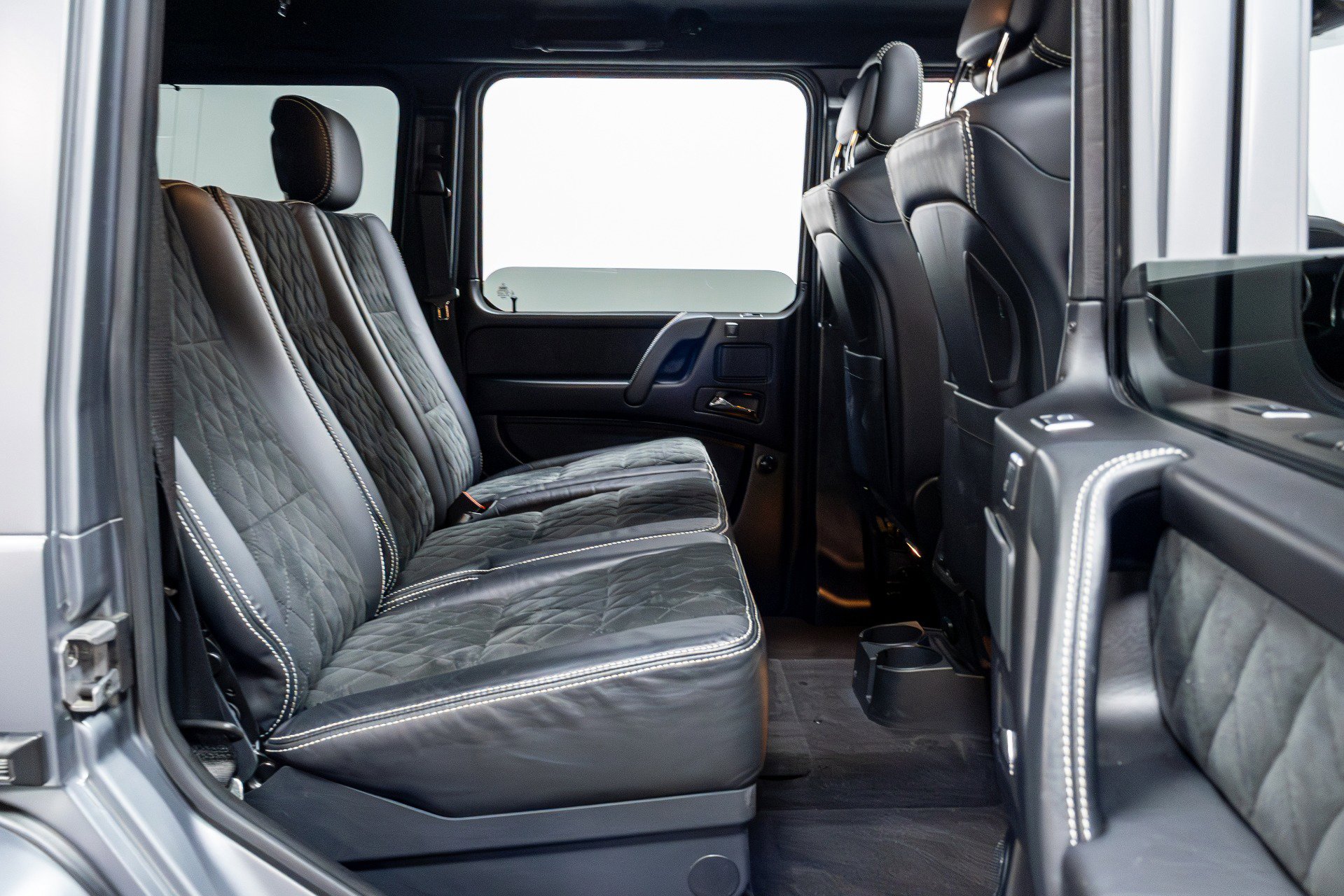 Used 2017 Mercedes-Benz G 550 Squared image 30