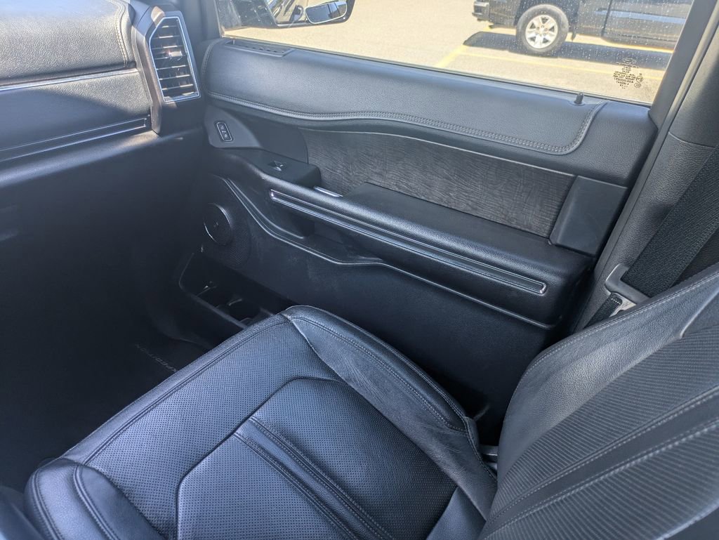 Used 2018 Ford Expedition Max Limited AWD/4WD image 17