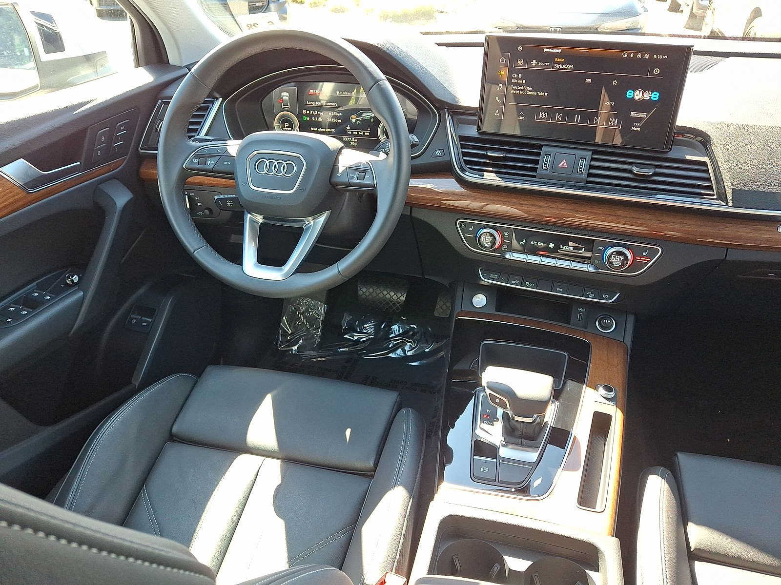 Certified 2023 Audi Q5 e Premium w/ Convenience Package AWD/4WD image 15