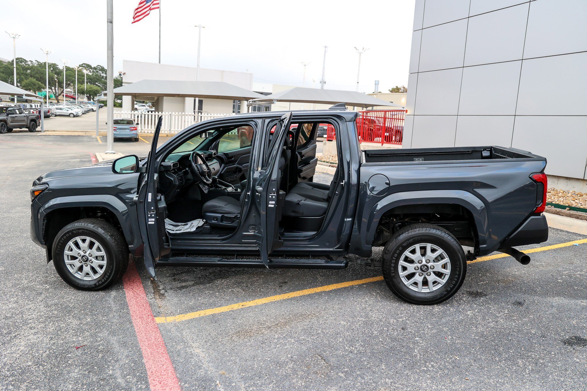 Certified 2025 Toyota Tacoma SR AWD/4WD image 11