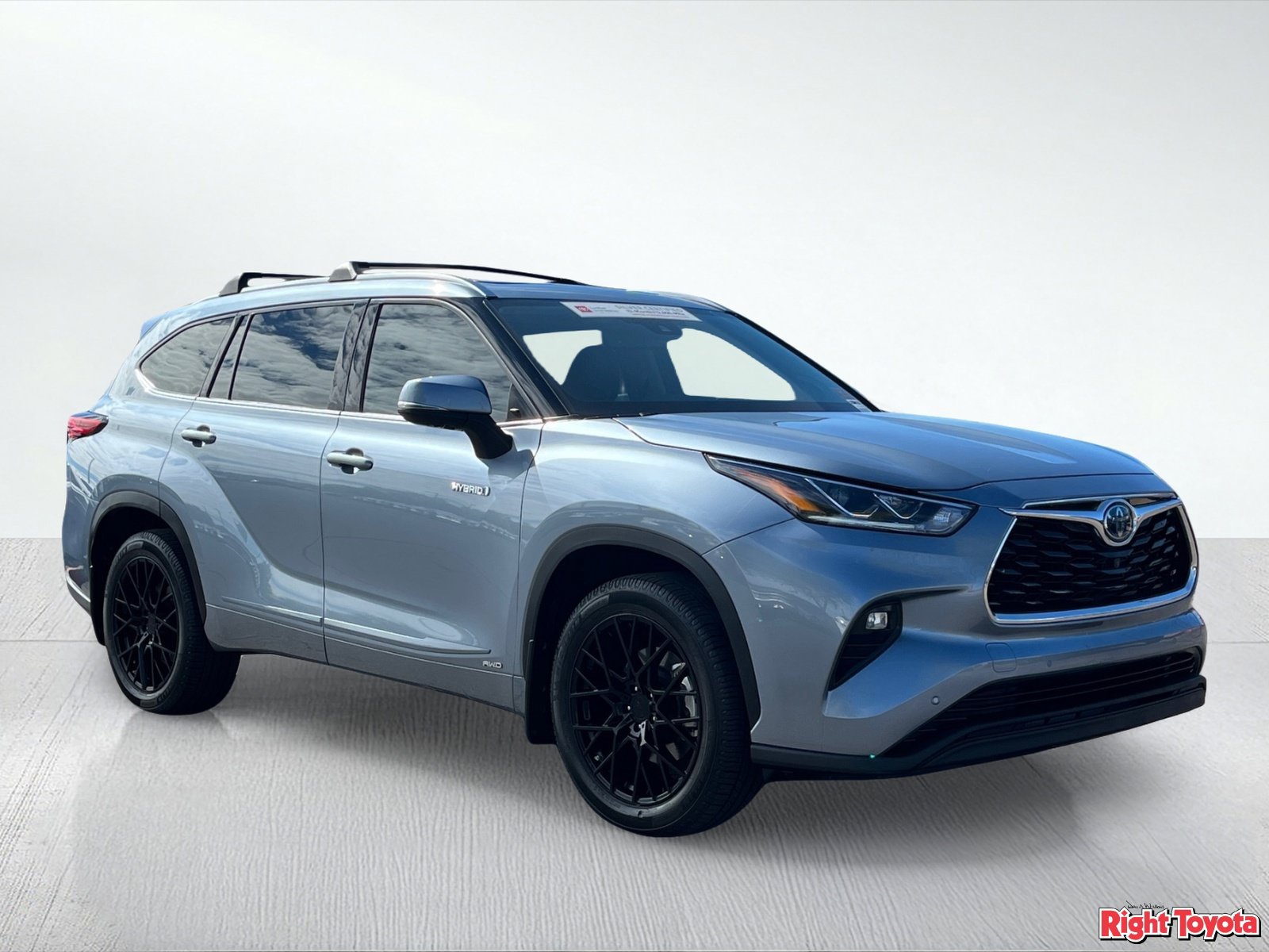 Certified 2021 Toyota Highlander Limited AWD/4WD image 9