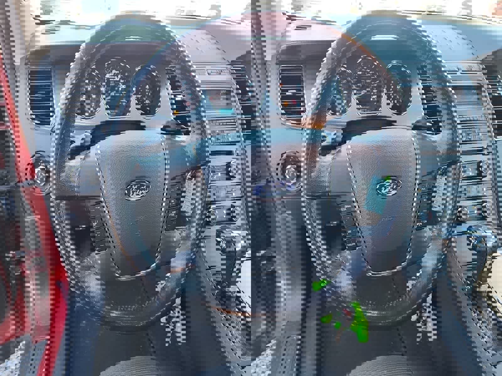 Used 2012 Ford Taurus SEL image 12