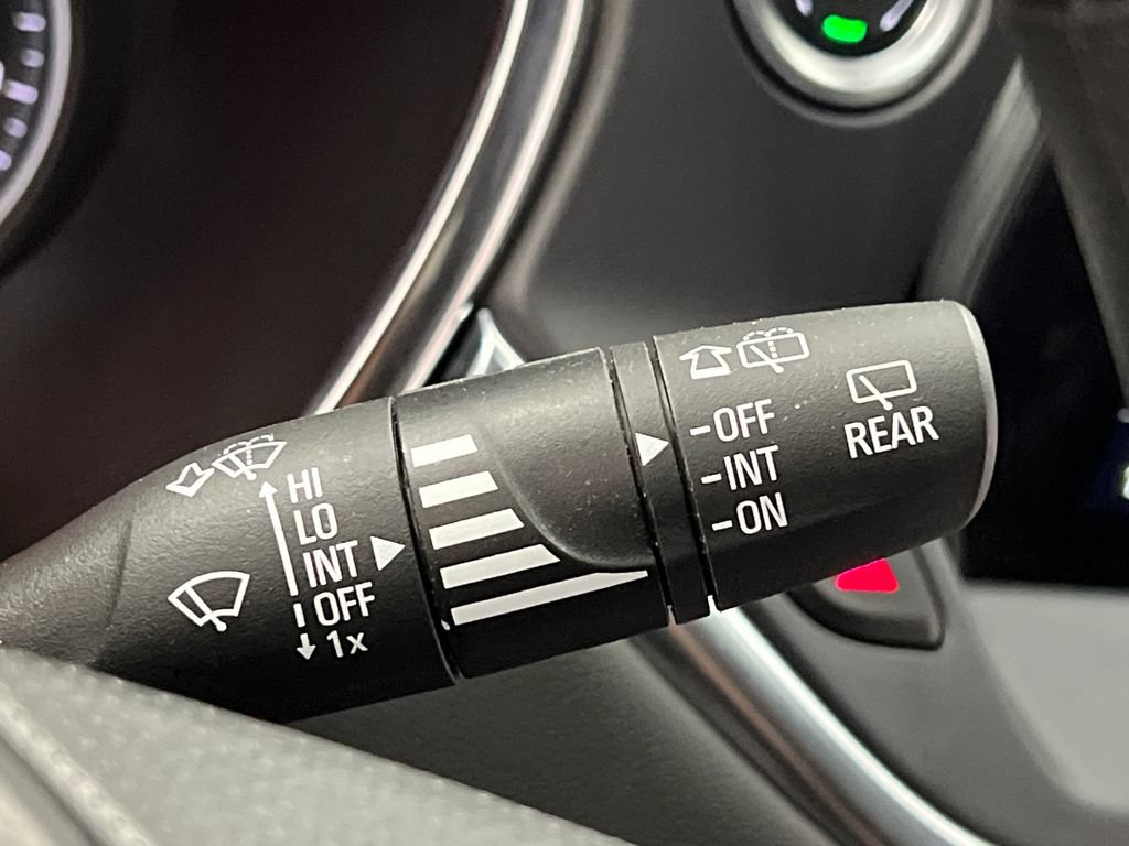 Used 2025 Chevrolet Blazer LT FWD image 49