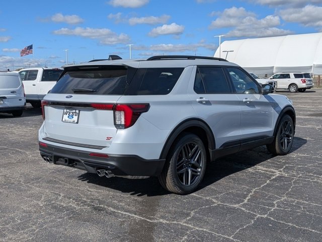 New 2026 Ford Explorer ST image 6