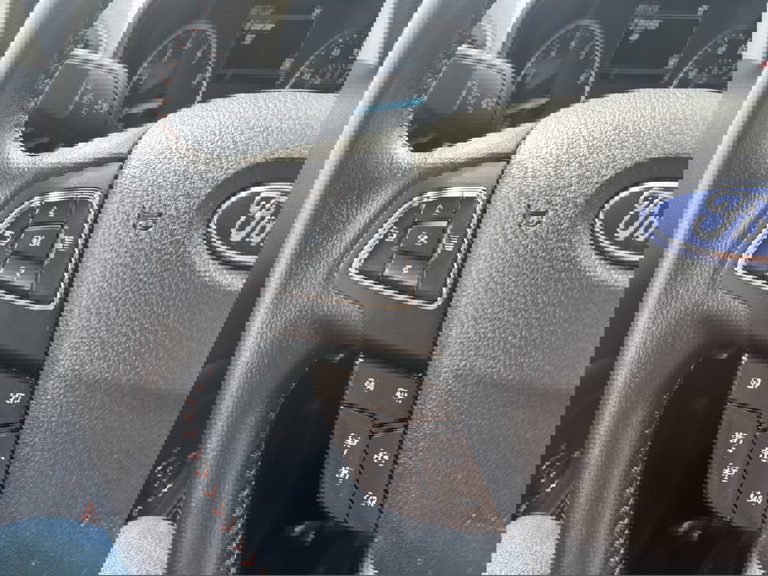 Used 2021 Ford EcoSport SE w/ SE Convenience Package image 21