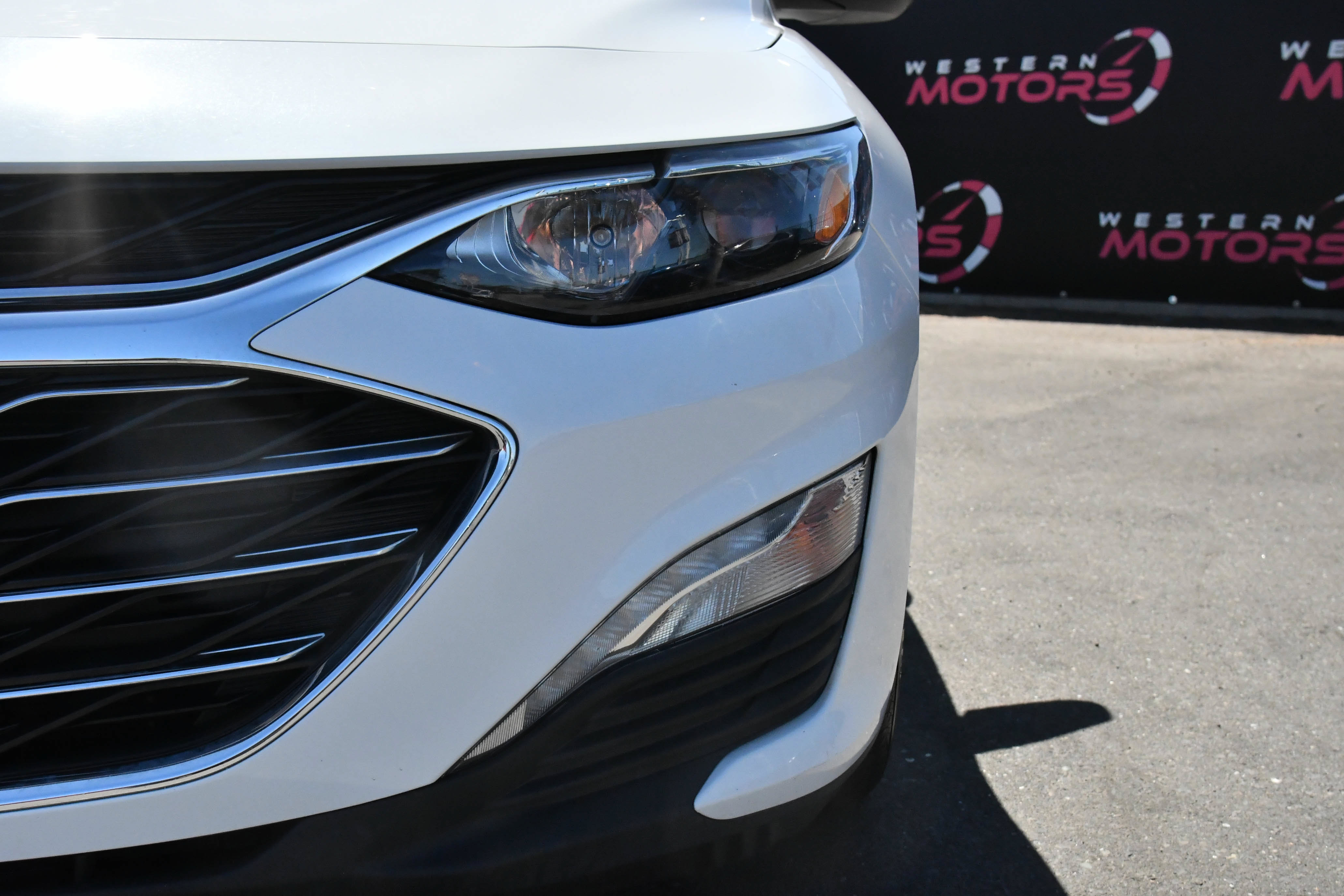Used 2021 Chevrolet Malibu LT FWD image 11