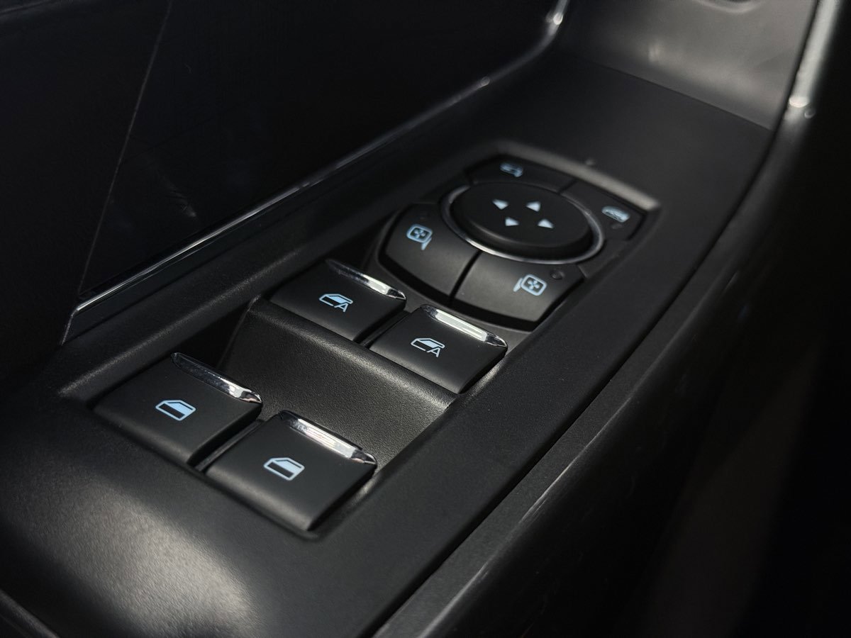 Used 2025 Ford F150 Platinum w/ FX4 Off-Road Package image 50