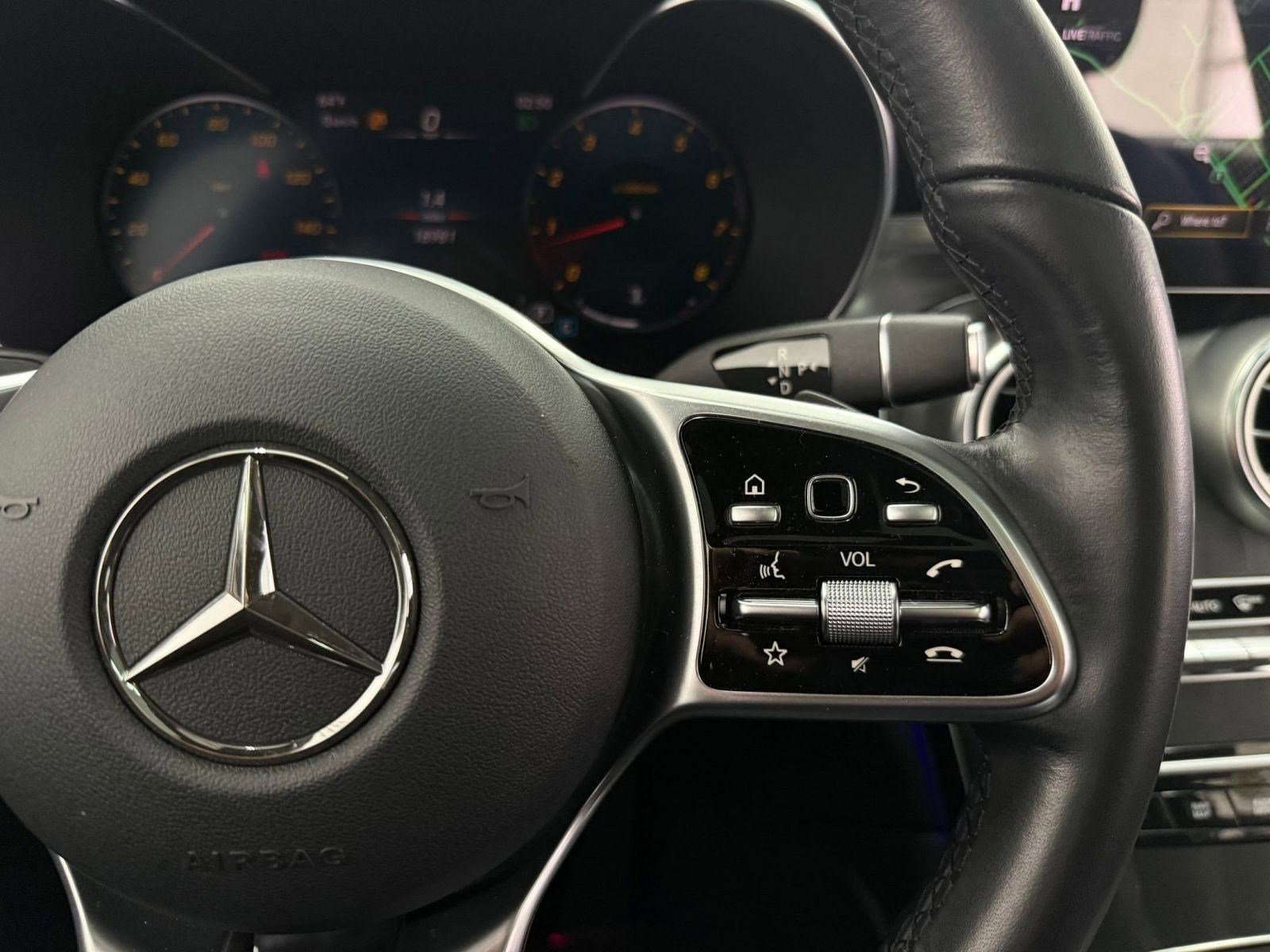 Used 2020 Mercedes-Benz GLC 300 image 27