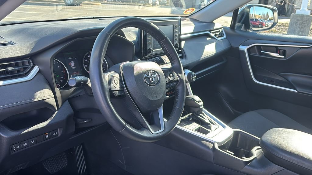 Used 2022 Toyota RAV4 XLE w/ Convenience Package AWD/4WD image 23