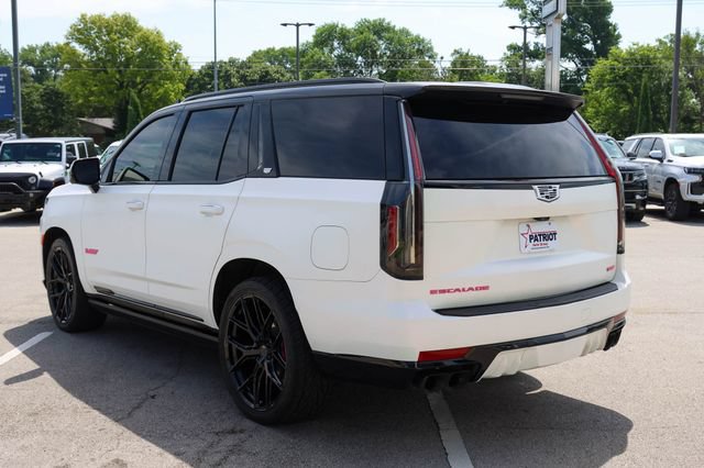 Used 2023 Cadillac Escalade V w/ LPO, ONYX Package AWD/4WD image 5