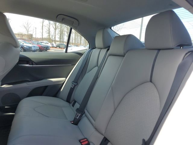 Used 2024 Toyota Camry XLE w/ Cold Weather Package FWD image 27