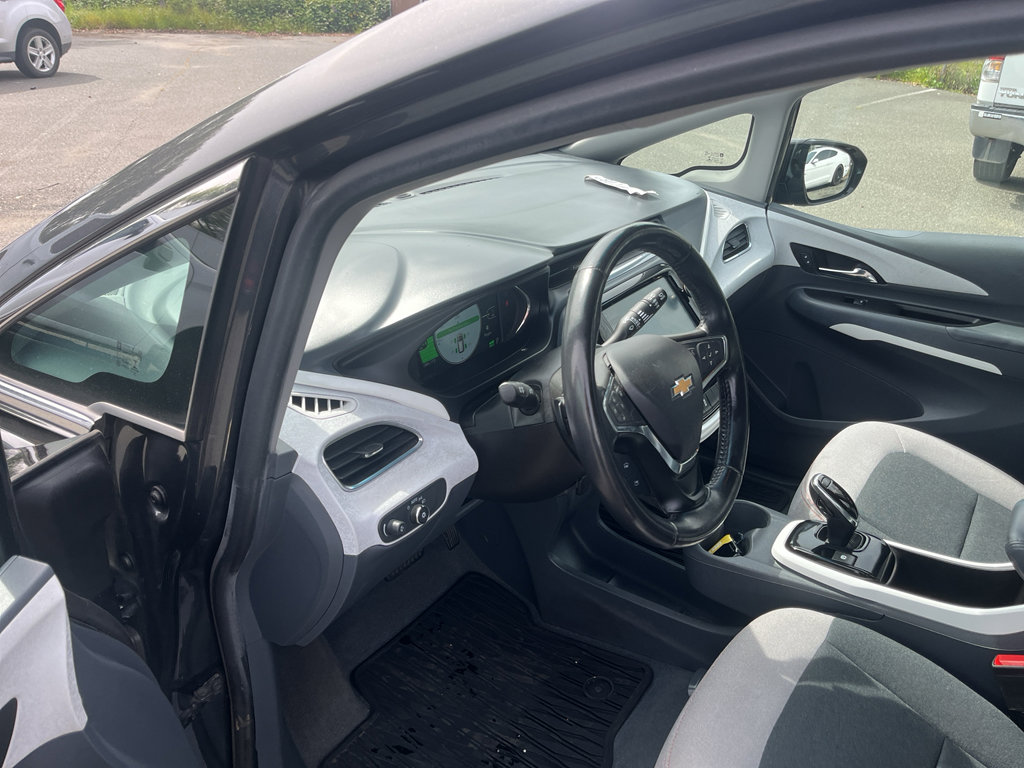 Used 2018 Chevrolet Bolt LT FWD image 16